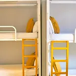 Sun & Moon Hostel Barcelona