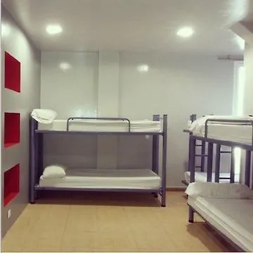 Hostel Sun & Moon *