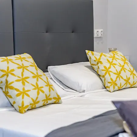Hostel Sun & Moon Barcelona