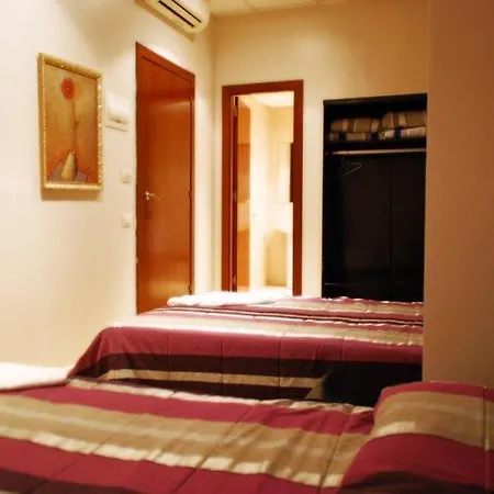 Hostel Sun & Moon Βαρκελώνη