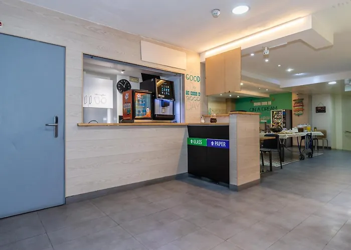 Sun&moon Hostel Barcelona