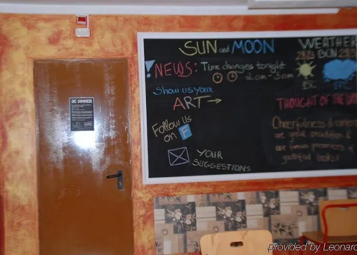 Hostel Sun & Moon Barcelona