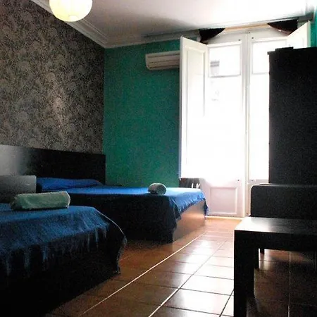 Hostal Sun & Moon